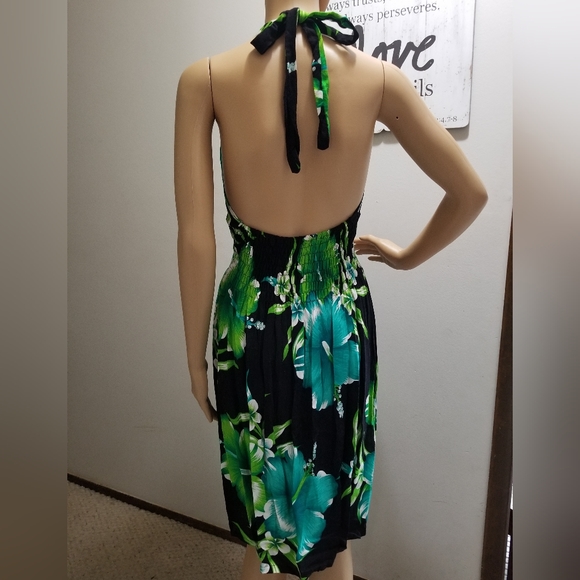 Very Cute Summer Dress - Picture 2 of 2